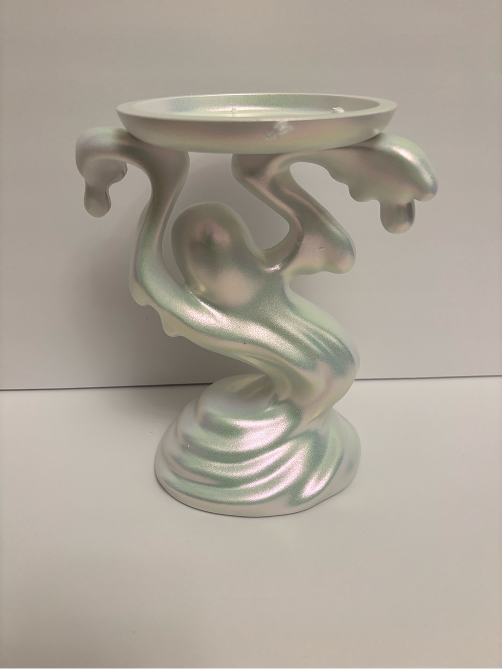 Bath and Body Works Drippy Ghost Pedestal 3-Wick Candle Holder Halloween 2026 - Picture 4 of 5